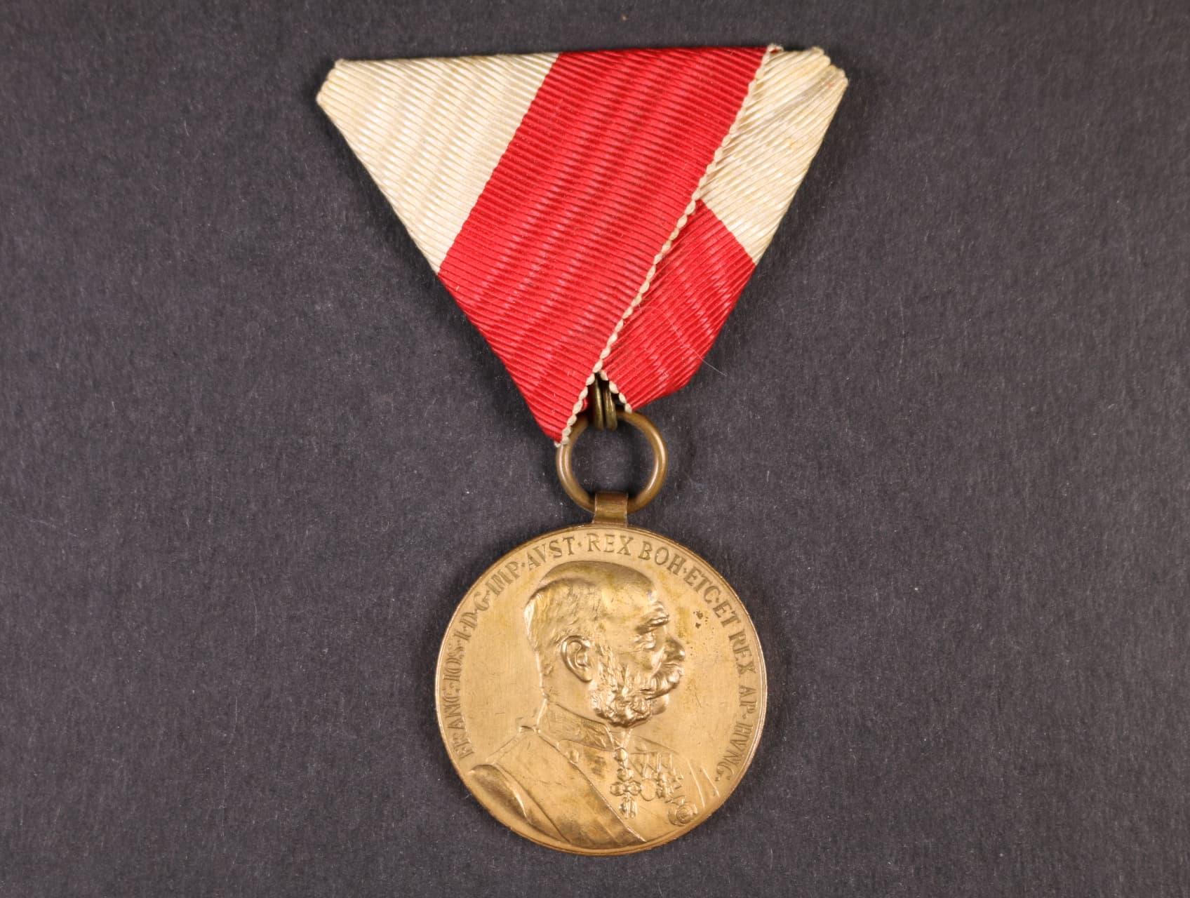 Civilní jubilejní pam. medaile z r.1898, původní stuha