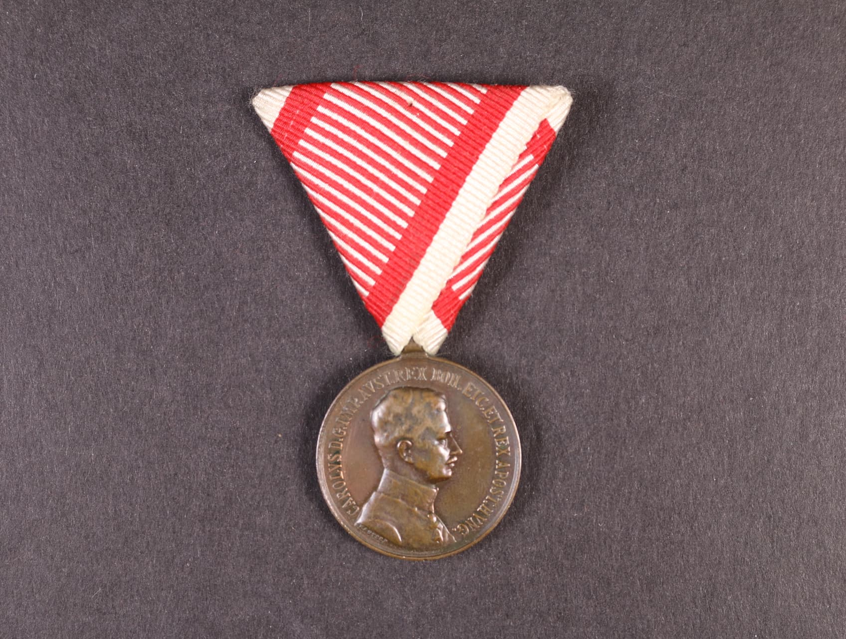 Bronzová medaile za statečnost, nová vojenská stuha, vydání 1917 - 1918