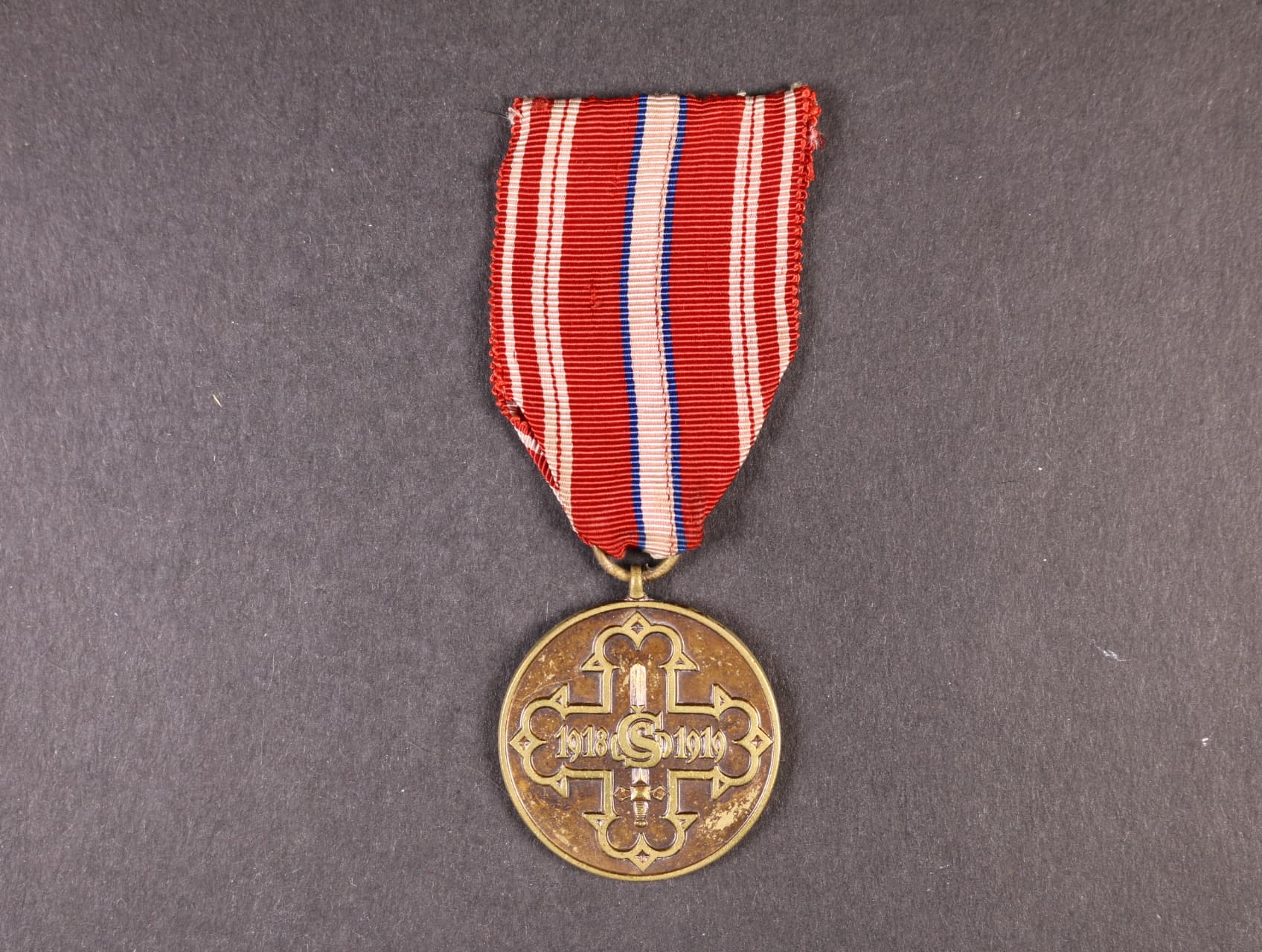 Pamětní odznak pro čs. dobrovolníky z let 1918-1919 bez monogramu OP