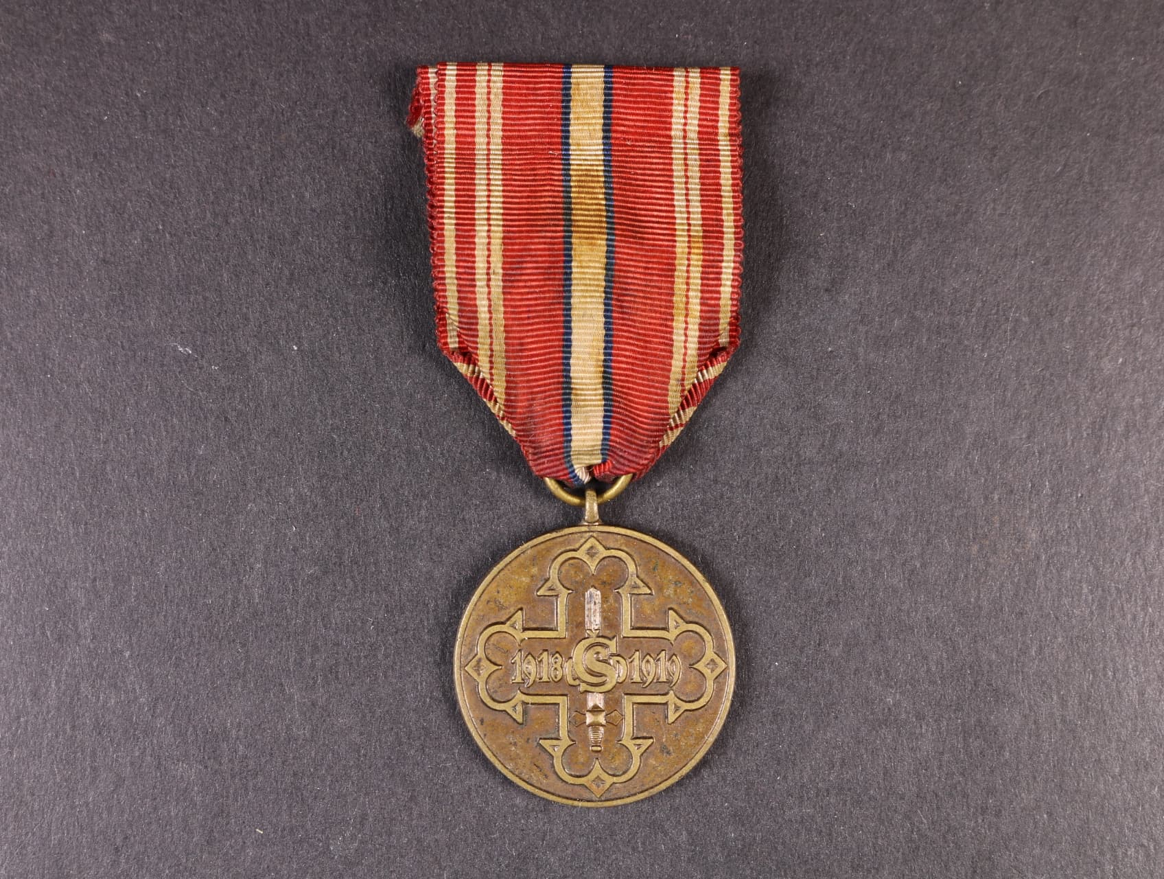 Pamětní odznak pro čs. dobrovolníky z let 1918-1919 bez monogramu OP
