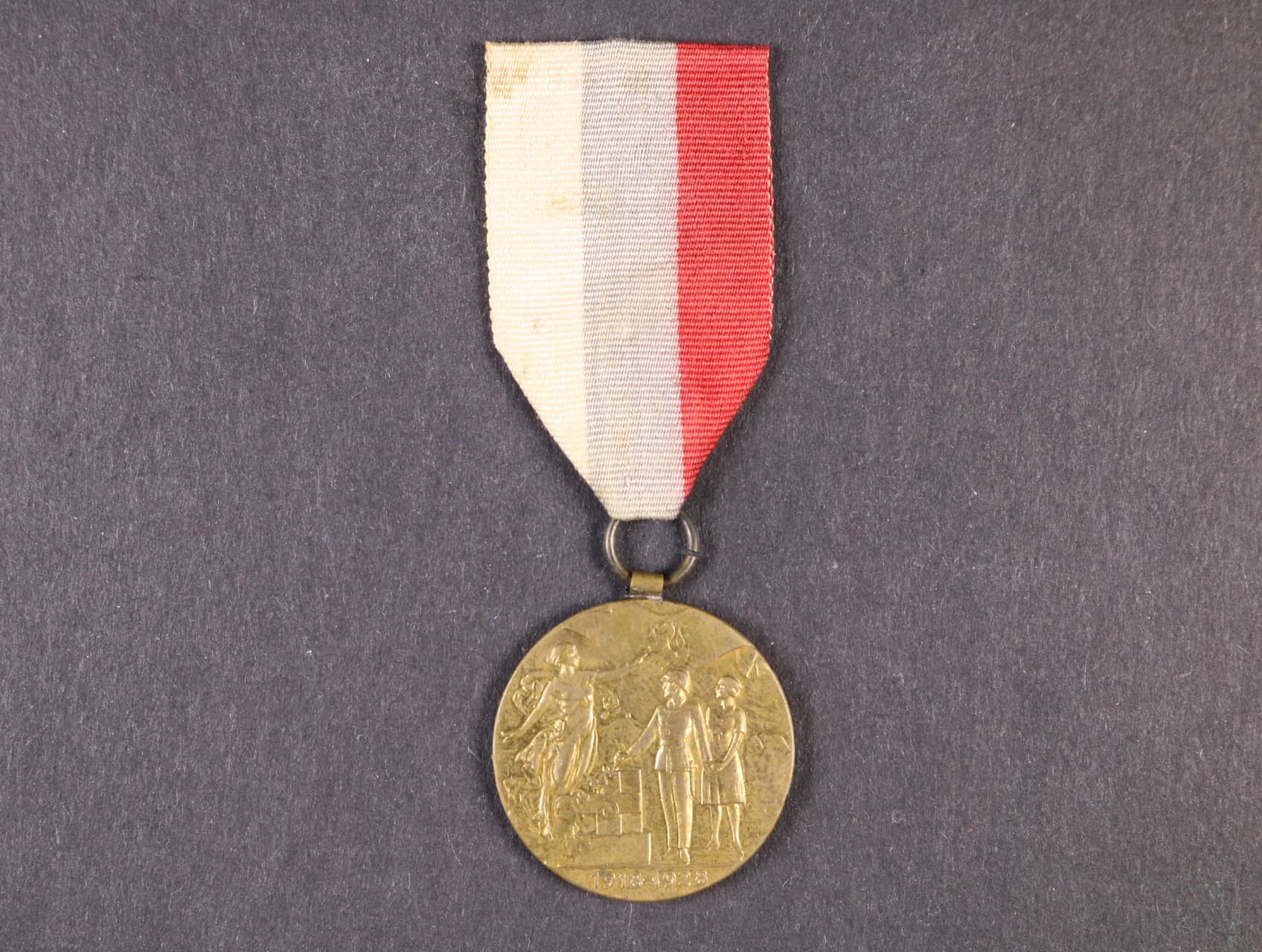Medaile Na paměť 10 let trvání ČSL republiky, původní stuha