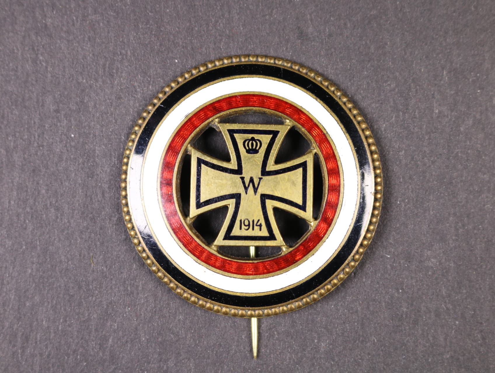 Odznak, patriotika s motivem železného kříže, průměr 48,7 mm, nepůvodní jehla