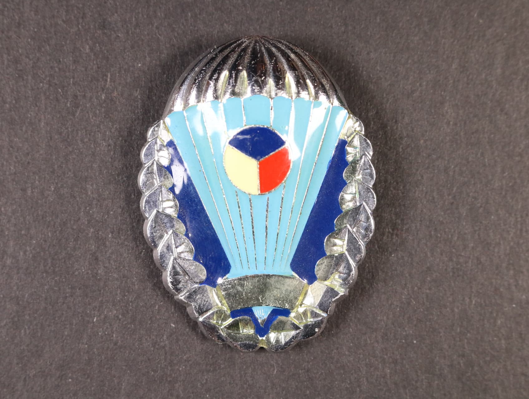 Stříbrný odznakvýsadkáře za 5 seskoků, od r.1993