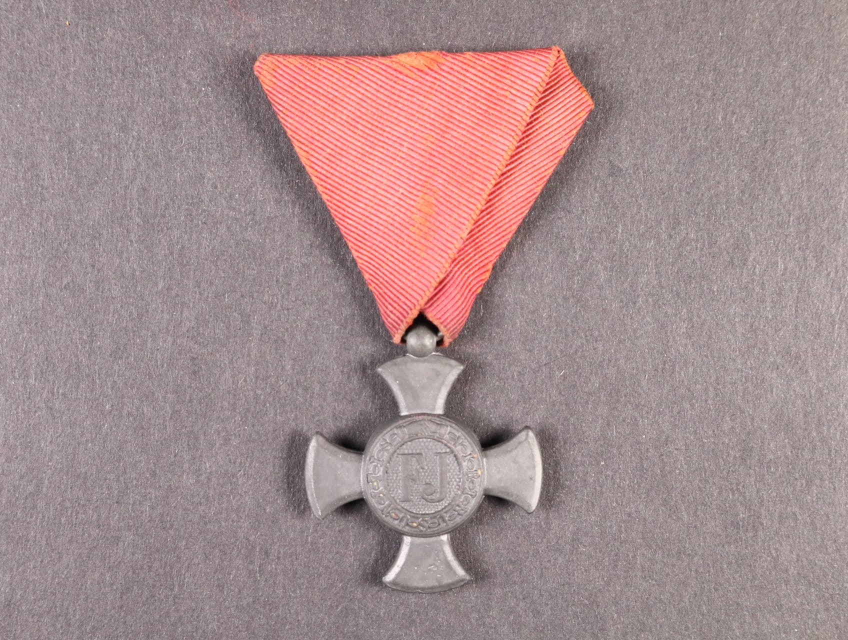Železný Záslužný kříž, zinek, původní civilní stuha
