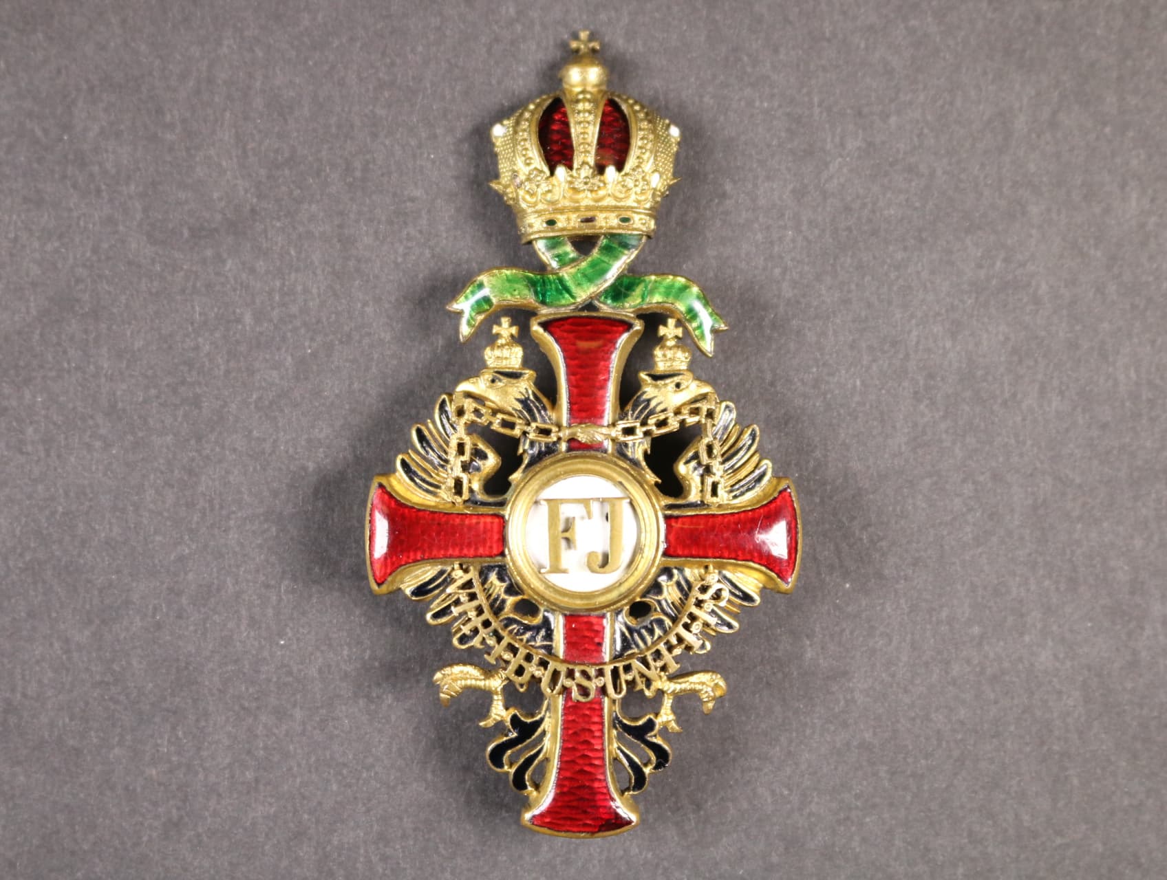 Řád Františka Josefa I., Důstojník s válečnou dekorací, pozlacený bronz, výroba V. Mayer,