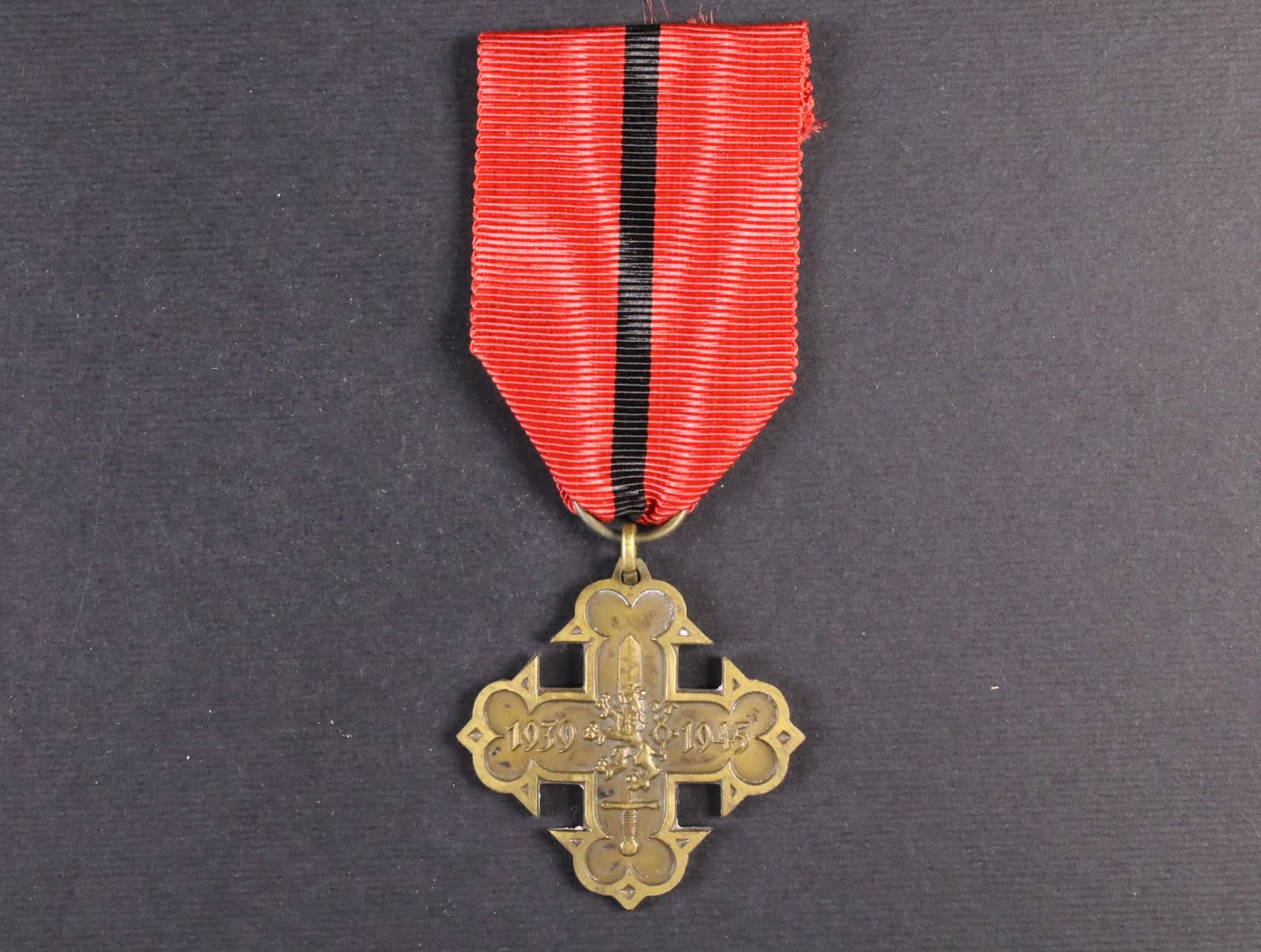 Záslužný odznak ČS. obce dobrovolecké z roku 1945	