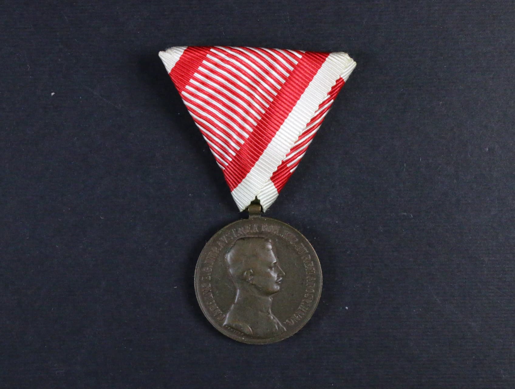 Bronzová medaile za statečnost, nová vojenská stuha, vydání 1917 - 1918