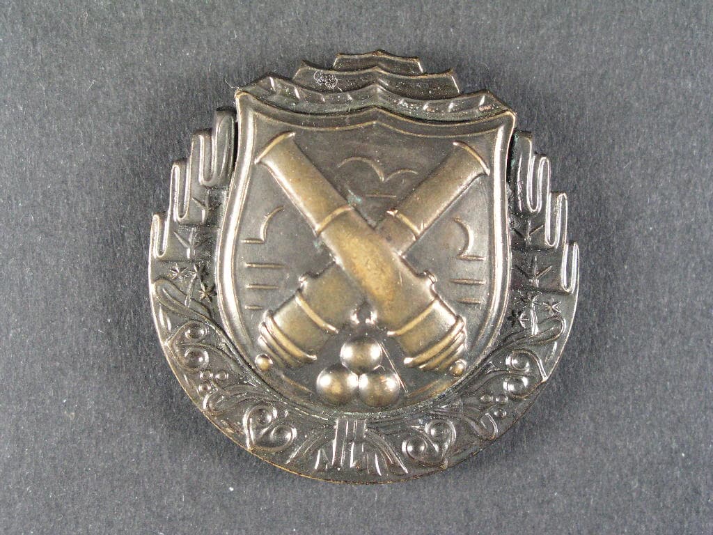 Výkonostní odznak pro miřiče a dělovody, plný kov, období 1938-1939