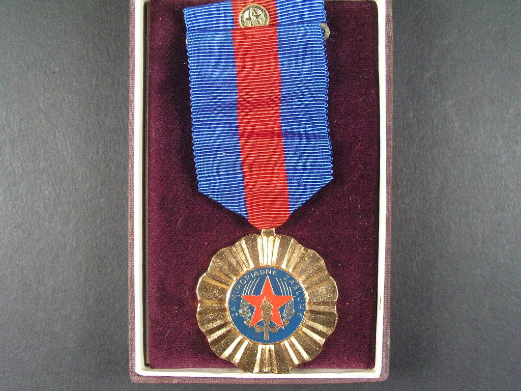 Medaile Za mimoriadne zásluhy FEDERÁLNÍ VÝBOR SPO ČSSR č. 05270