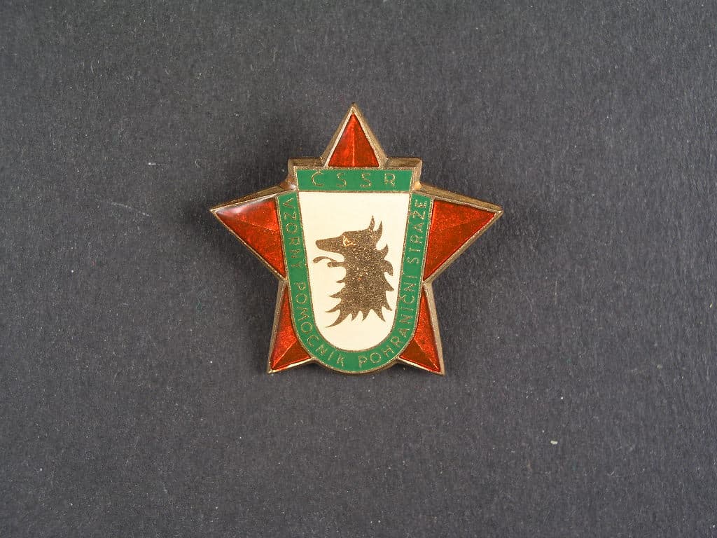 Odznak vzorný pomocník pohraniční stráže, starší provedení