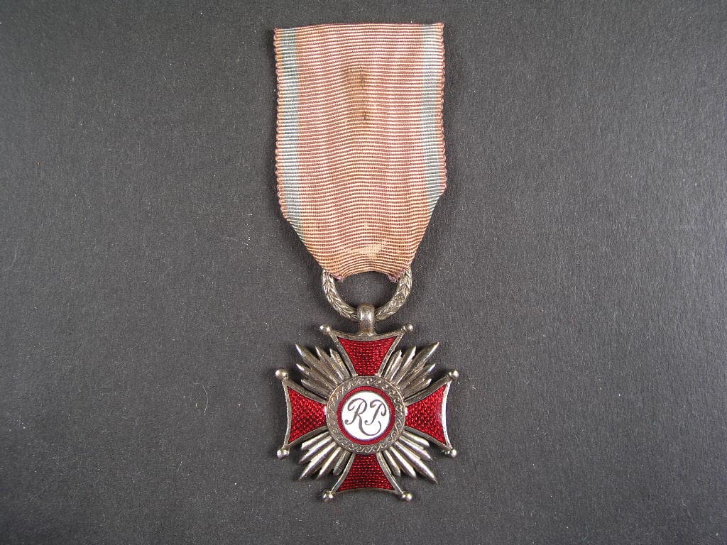 Stříbrný záslužný kříž RP