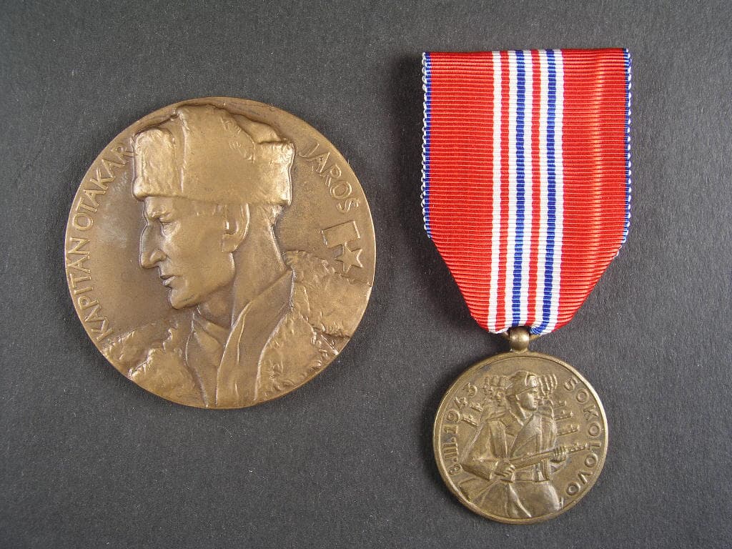Sokolovská pamětní medaile + plaketa 1943-1268