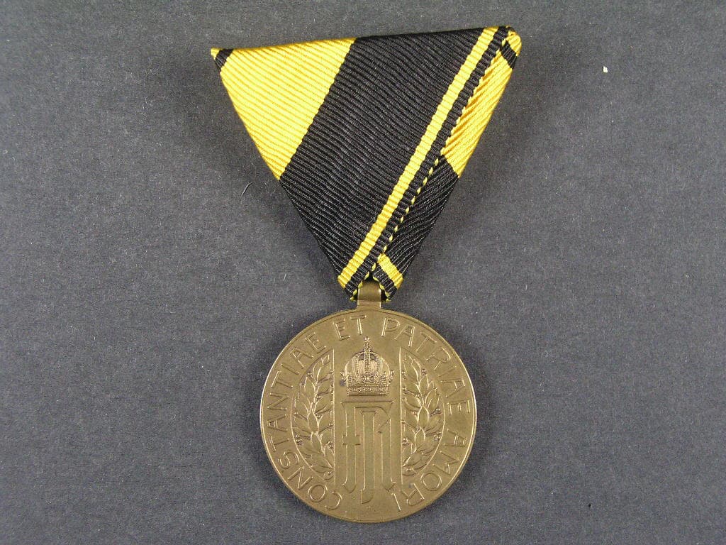 Čestná medaile Za mnoholeté členství v domobraneckých sborech, 1908 II. tř. za 25 let, původní stuha