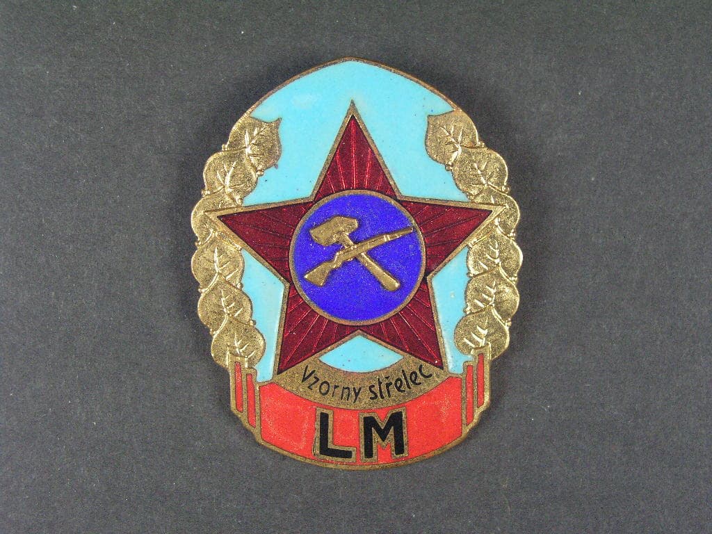 Vzorný střelec LM, chybí vodorovná upínací jehla