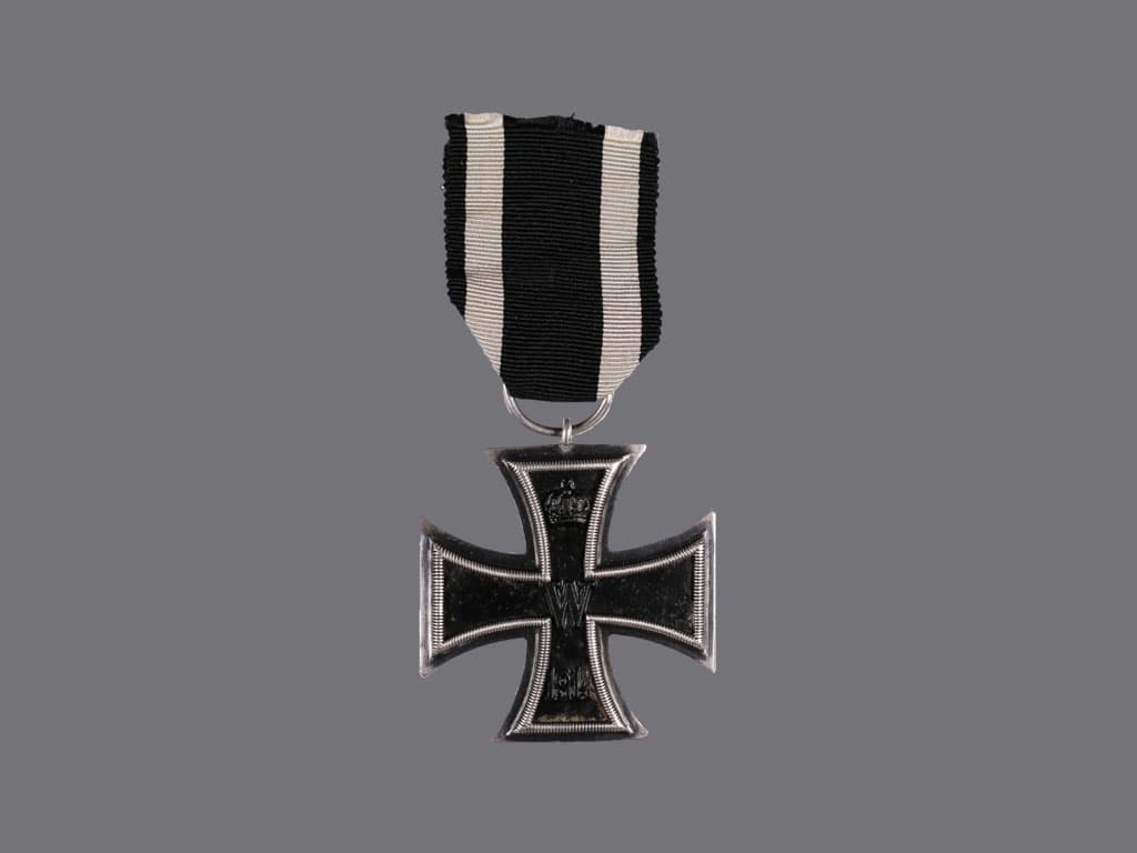 Železný kříž II.tř., na kroužku značka KO