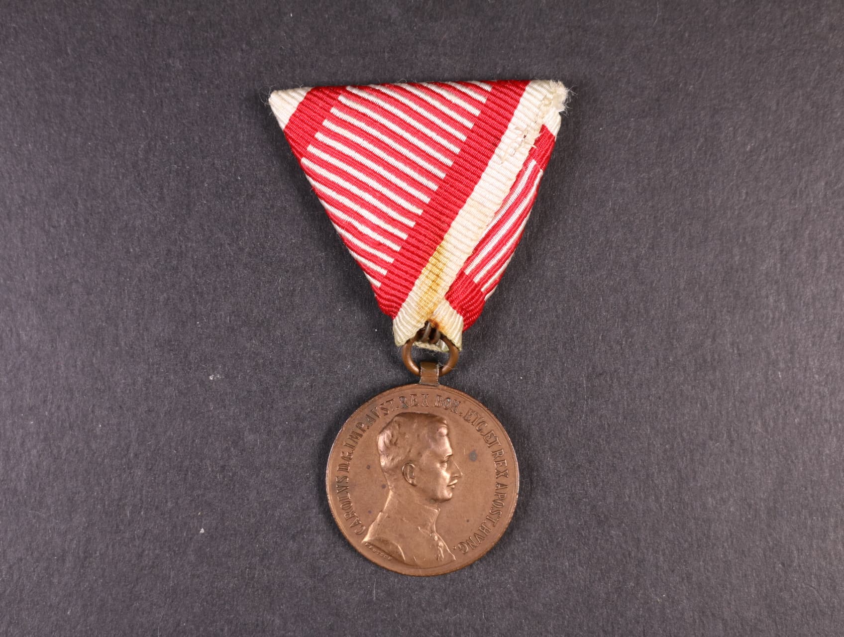 Bronzová medaile za statečnost, nová vojenská stuha, vydání 1917 - 1918