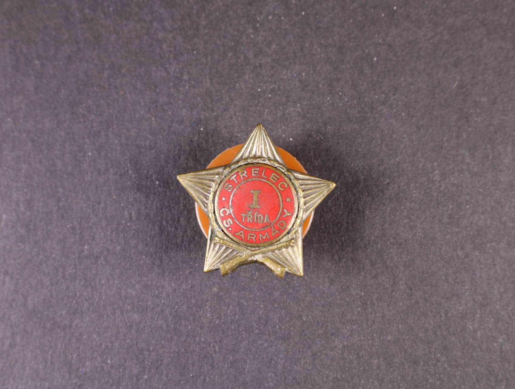 Střelec ČS armády I. třídy, starší provedení, značka výrobce Zukov Praha