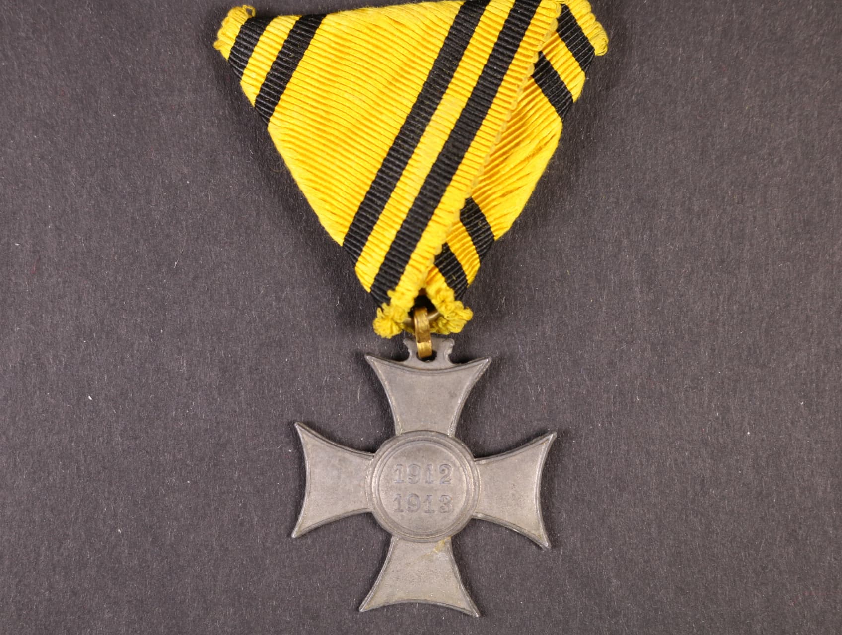 Mobilisační kříž 1912-13, náhradní kov, původní stuha