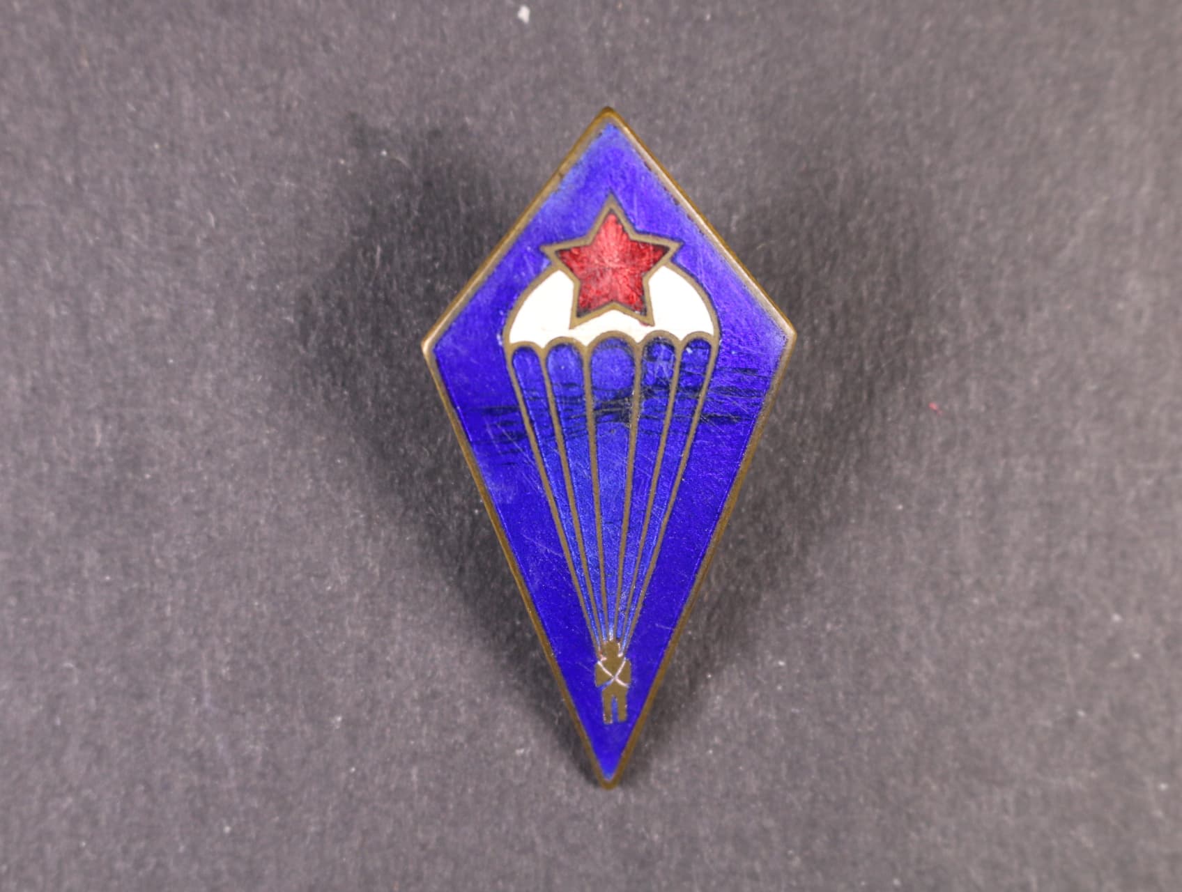Odznak pro piloty za zakončení výsadkářského výcviku starší provedení od r. 1956 č.3151