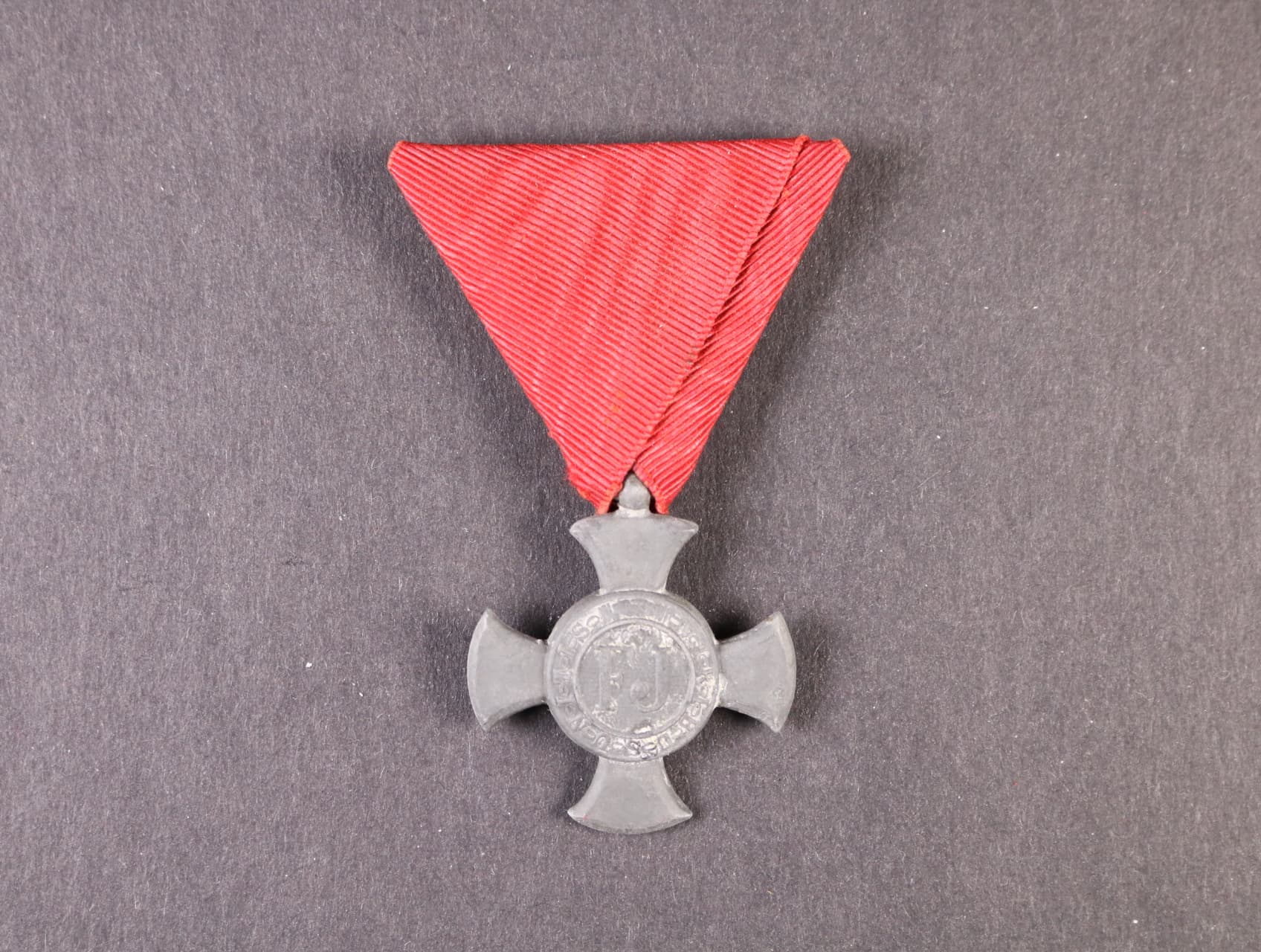 Železný Záslužný kříž, původní civilní stuha, zinek