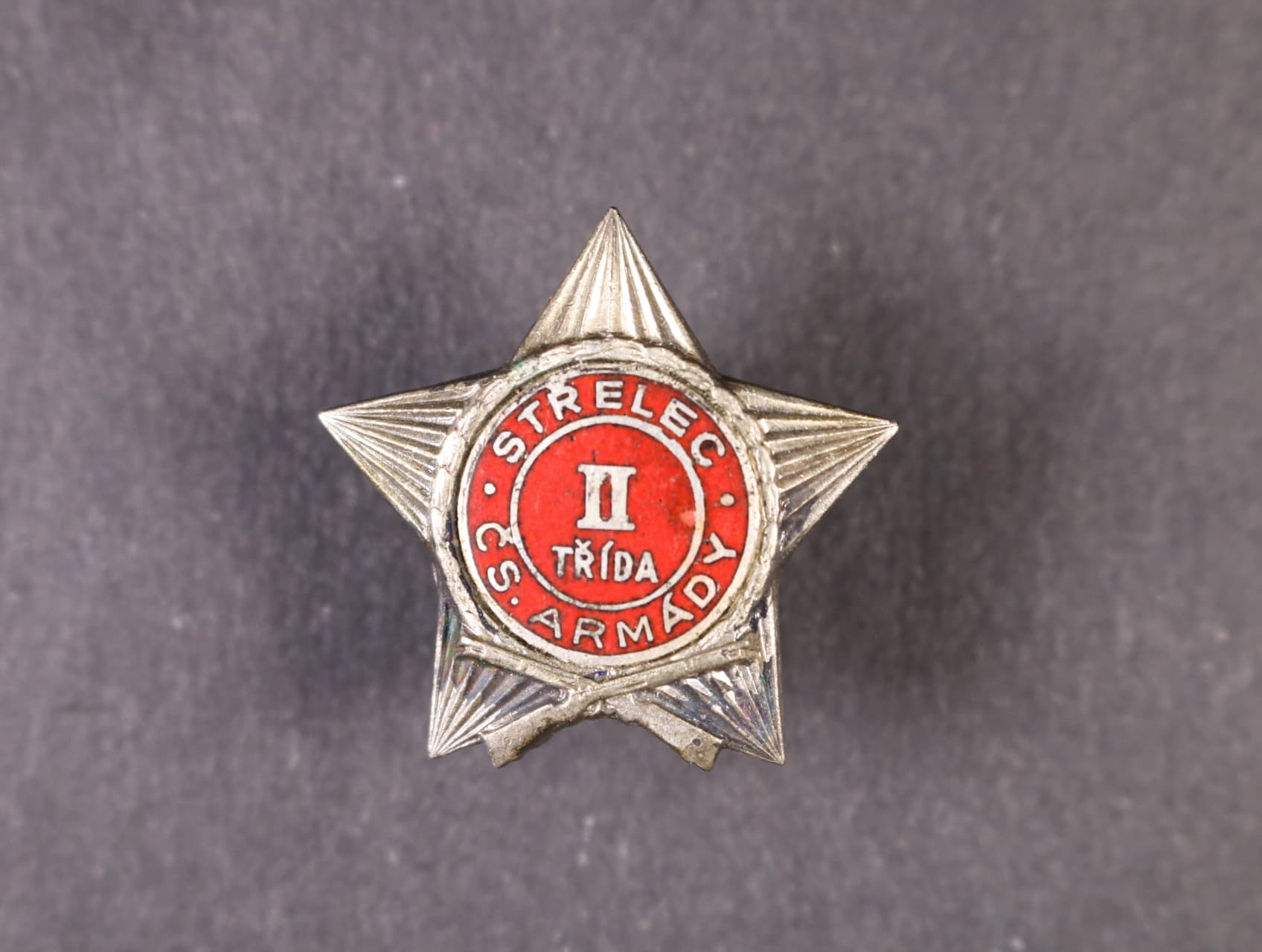 Střelec ČS armády II. třídy, starší provedení, značka výrobce Zukov Praha