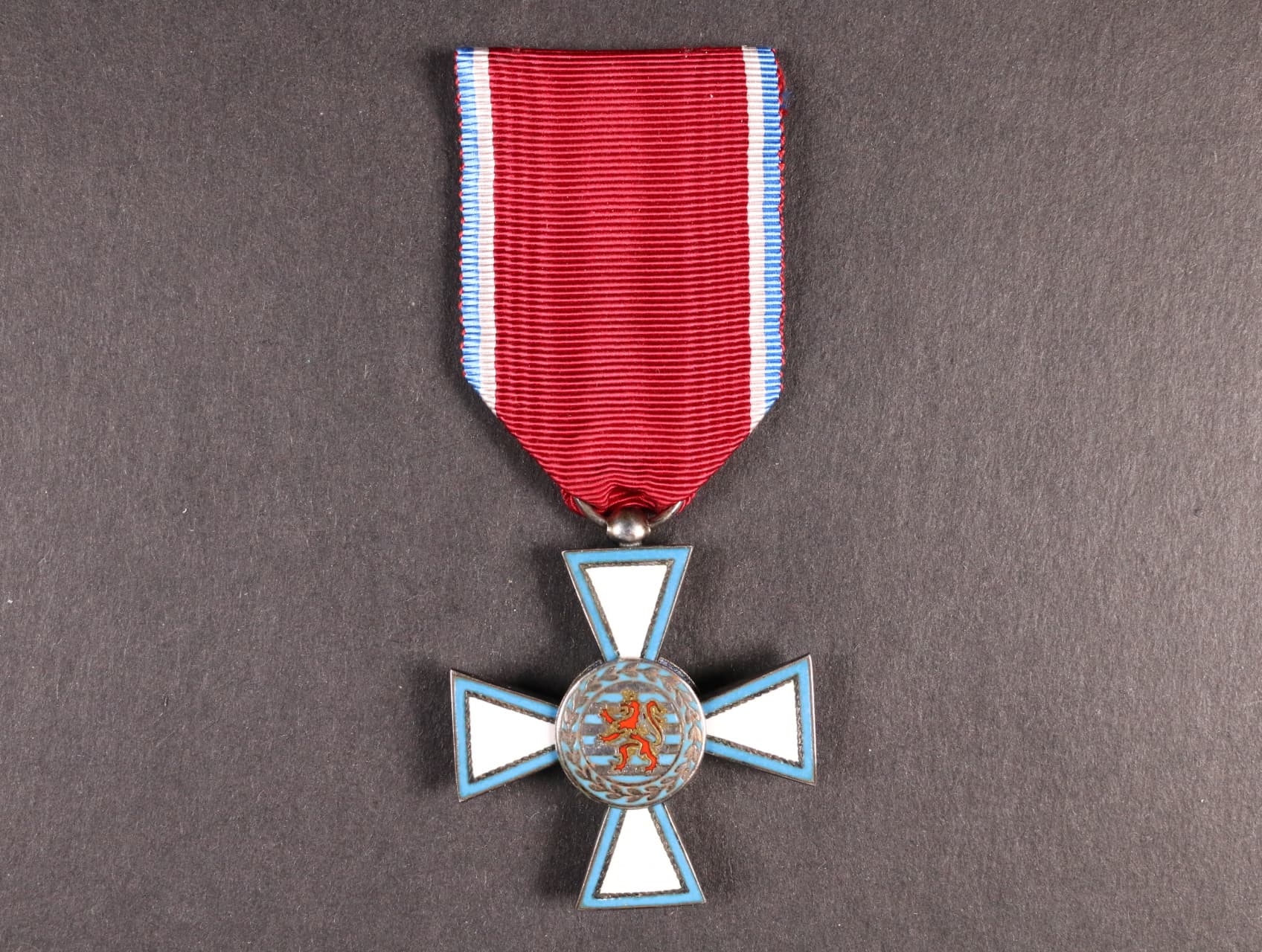 Řád za zásluhy velkovévodství Lucemburska, rytíř, na kroužku punc Ag