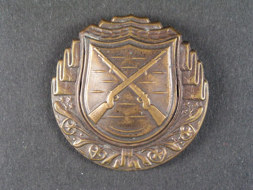 Výkonostní odznak pro střelce z pušky, plech, období 1945-1948