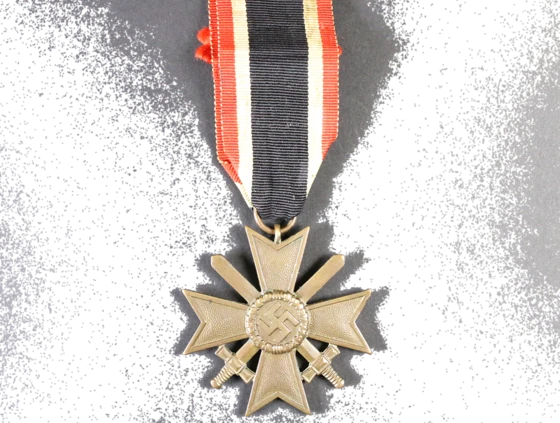 Válečný záslužný kříž s meči 2. třídy