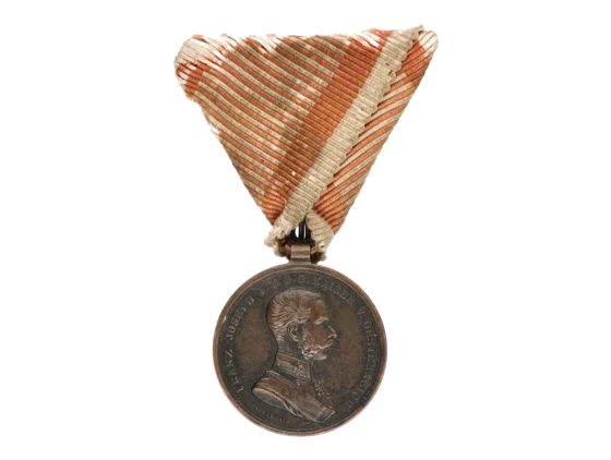 Bronzová medaile za statečnost, 8. vydání 1914-1917 F.J.I., původní vojenská stuha