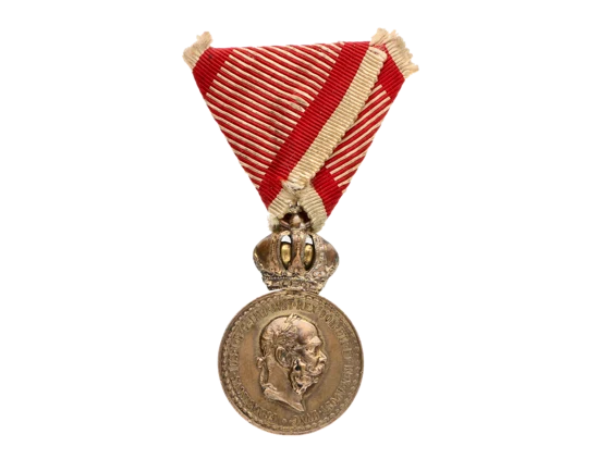 Vojenská záslužná medaile Signum Laudis F.J.I., zlacený bronz, původní voj. stuha