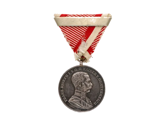 Medaile za statečnost, I. třídy 1914-1917 na hraně značka A, původní páska za 2x udělení, značená ZIMBLER WIEN